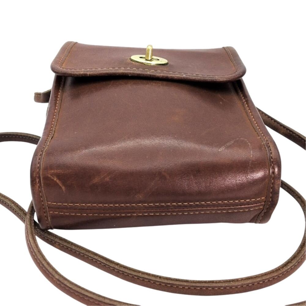 Vintage COACH 90s Brown Tan Scooter Small Crossbody Bag Small Turn Lock USA Made - Picture 2 of 11